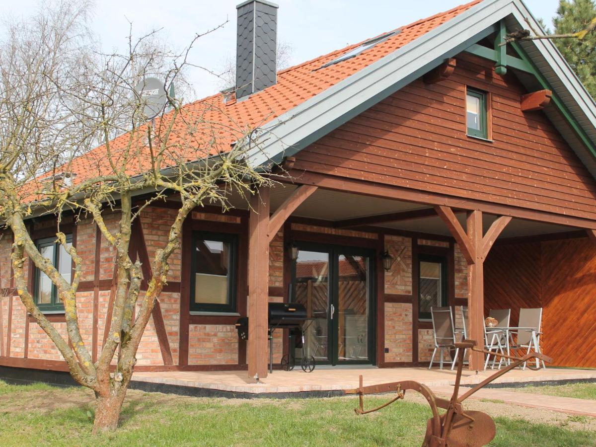 Comfy Farmhouse In Brusow With Garden Kropelin Exterior photo